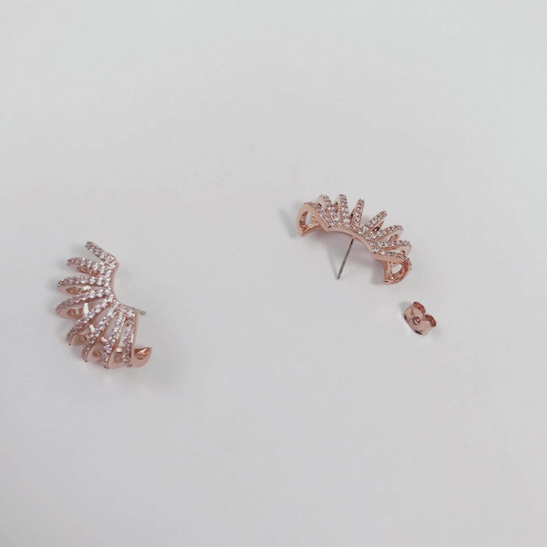 <b><p>!! Order rush Misty Kim Nam-ju sector fm</p></b><b><p>!! 注文殺到 ミスティ キム・ナムジュ 扇形 芸能人 イヤリング ファッション</p></b><br /><br /><p align='center'>