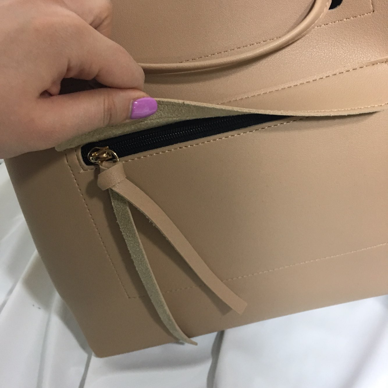 <b><p>Fe Shipping Daily Two-Way Suits Tote oulder</p></b><b><p>送料無料デイリーツーウェイボクジョリトートショルダーショッパービッグバッグ広い収納スペースリアルレザ</p></b><br /><br /><p align='center'>