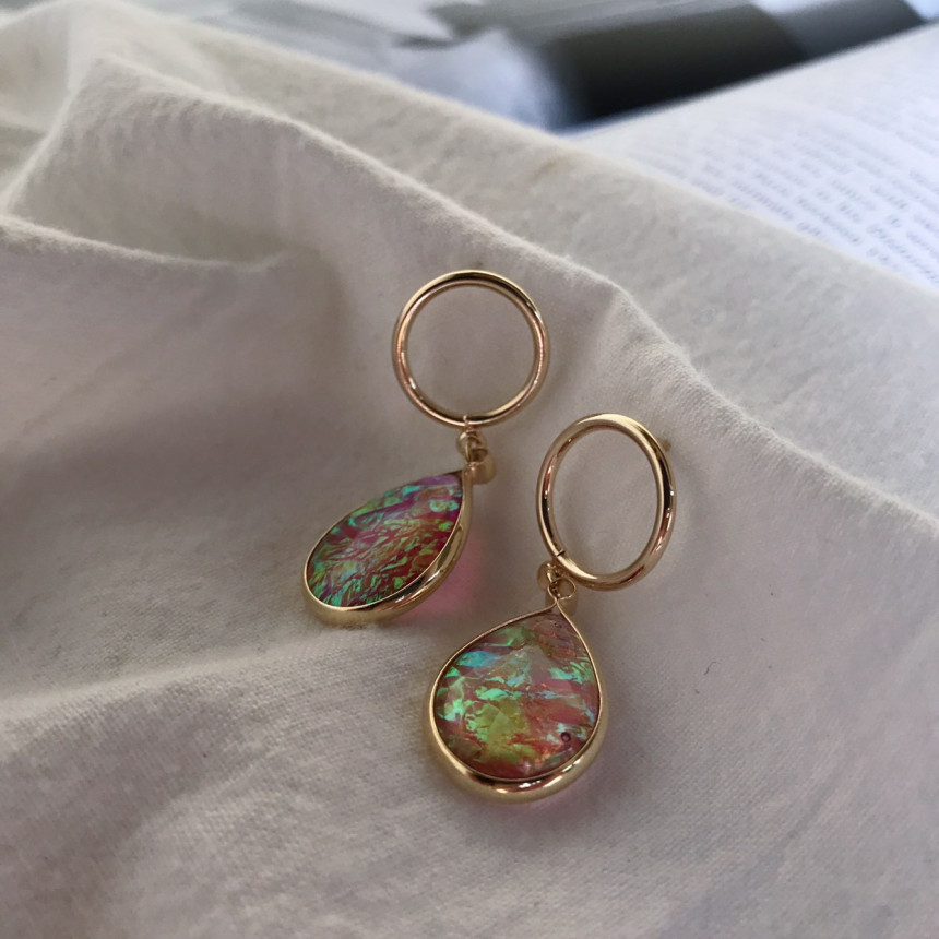 <b><p>Ari Sequins HOMAIKA Drop Earngs 3color Feme</p></b><b><p>アリ スパンコール ホマイカ ドロップイヤリング 3色 フェミニンな 女性ディネート</p></b><br /><br /><p align='center'>