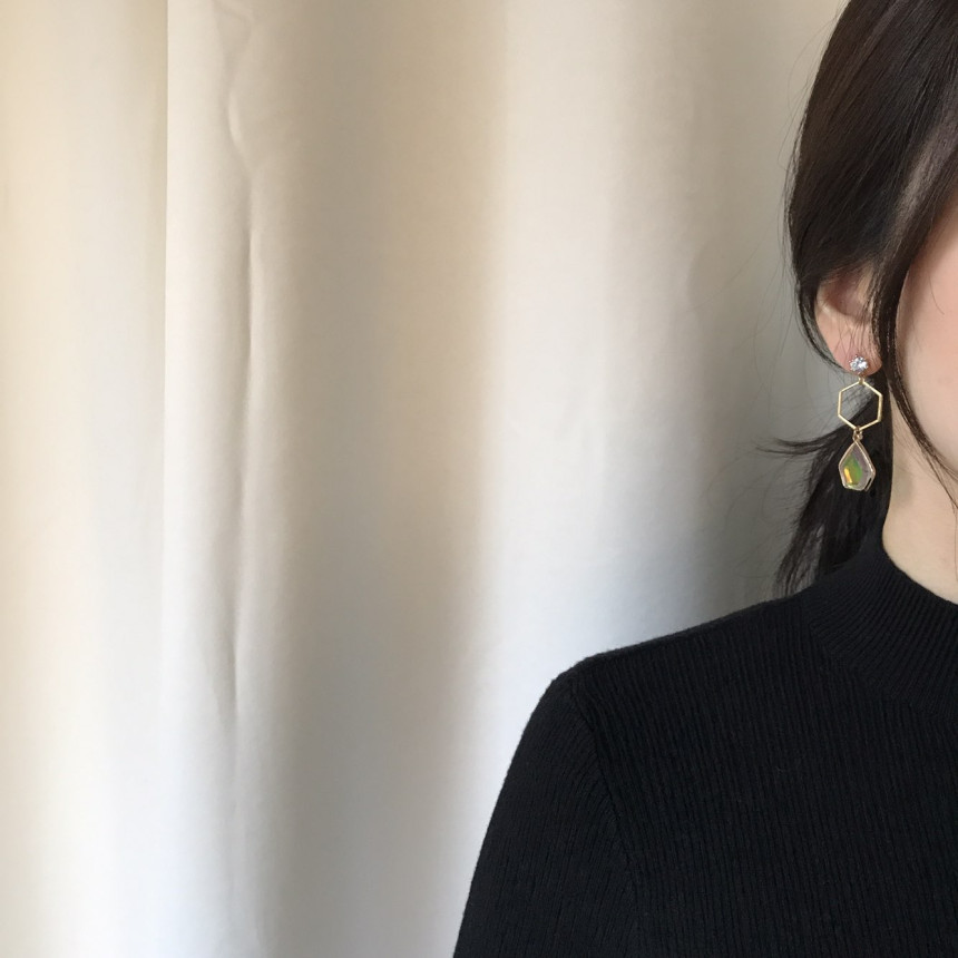 <b><p>Demang Cubic Sequins Unknown Drop earri Lce</p></b><b><p>ディマン キュービック スパンコール オンバル ドロップ イヤリング ランス ユニーク</p></b><br /><br /><p align='center'>