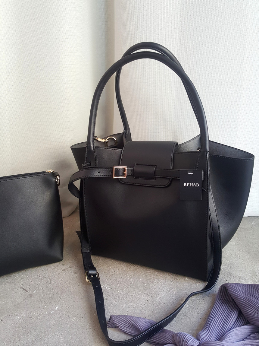 <b><p>Clooney twenties female younger Missy Lk</p></b><b><p>無排クルーニー20代の女性若いズームマミクロルックビッグバッグバケットバッグ外出ルックコーディネート</p></b><br /><br /><p align='center'>