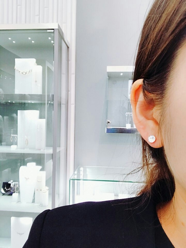 <b><p>Swarovski FORWARD ON 5230544</p></b><b><p>スワロフスキー 前進 PE 5230544</p></b><br /><br /><p align='center'>