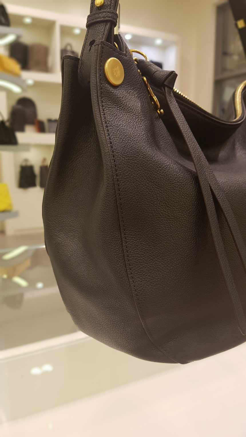 <b><p>Louis Quatorze Nural Hobo Shape lder Bag</p></b><b><p>ルイカトジュナチュラルなホーボーシェイプショルダーバッグHL3LO06BL</p></b><br /><br /><p align='center'>