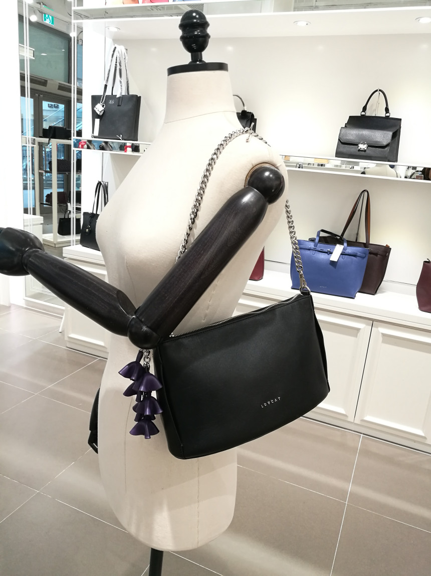 <b><p>LOVECAT Shoulder bag LHSHS014BLLC Casual</p></b><b><p>ロブケトショルダーバッグLHSHS014BLLCカジュアルな洗練されたファッション実用性の良いバッグ</p></b><br /><br /><p align='center'>