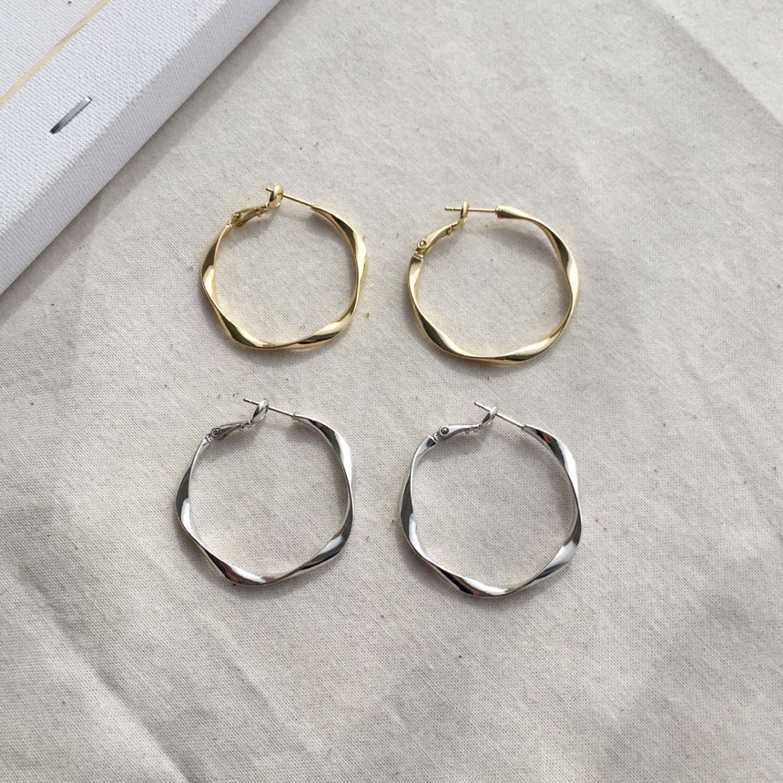 <b><p>Mourning 10 species simple de vtage earrs</p></b><b><p>無排 10種 シンプル モダン ヴィンテージ リングピアス ゴールド ミニ アィーク</p></b><br /><br /><p align='center'>