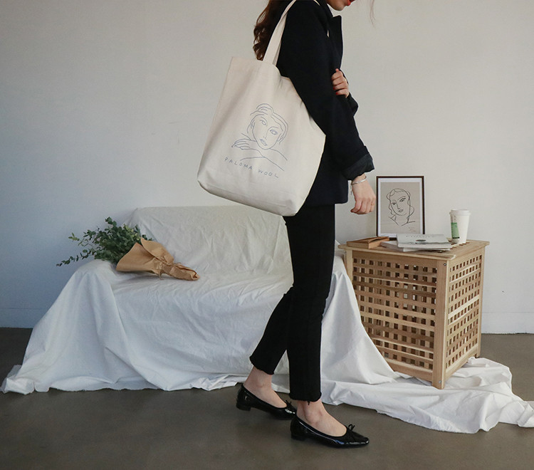 <b><p>Printing Shoulder Eco Bag Convse Daily Women's</p></b><b><p>印刷ショルダーエコバッグコンバースバックデイリーバッグ女性服通販開講ルック新学期バッグ大学生やすい環</p></b><br /><br /><p align='center'>