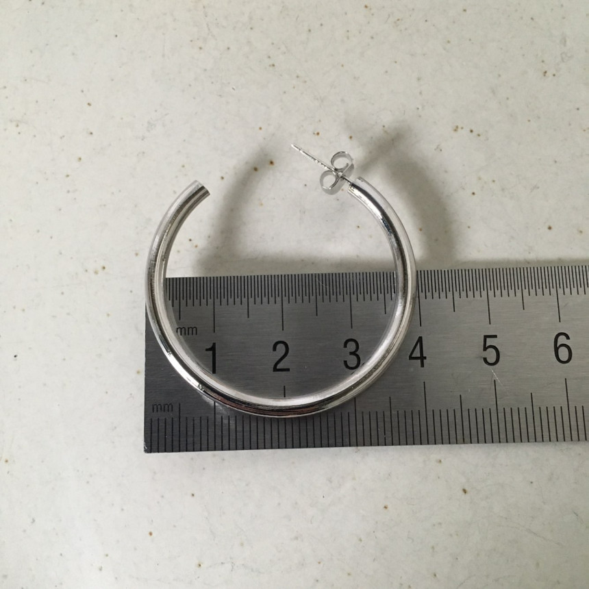 <b><p>Aomi Simple Modern Drop earring 3color Bl</p></b><b><p>青海 シンプルモダン ドロップ イヤリング 3色 ケバケバ 輝く 魅力のあるスタイル</p></b><br /><br /><p align='center'>