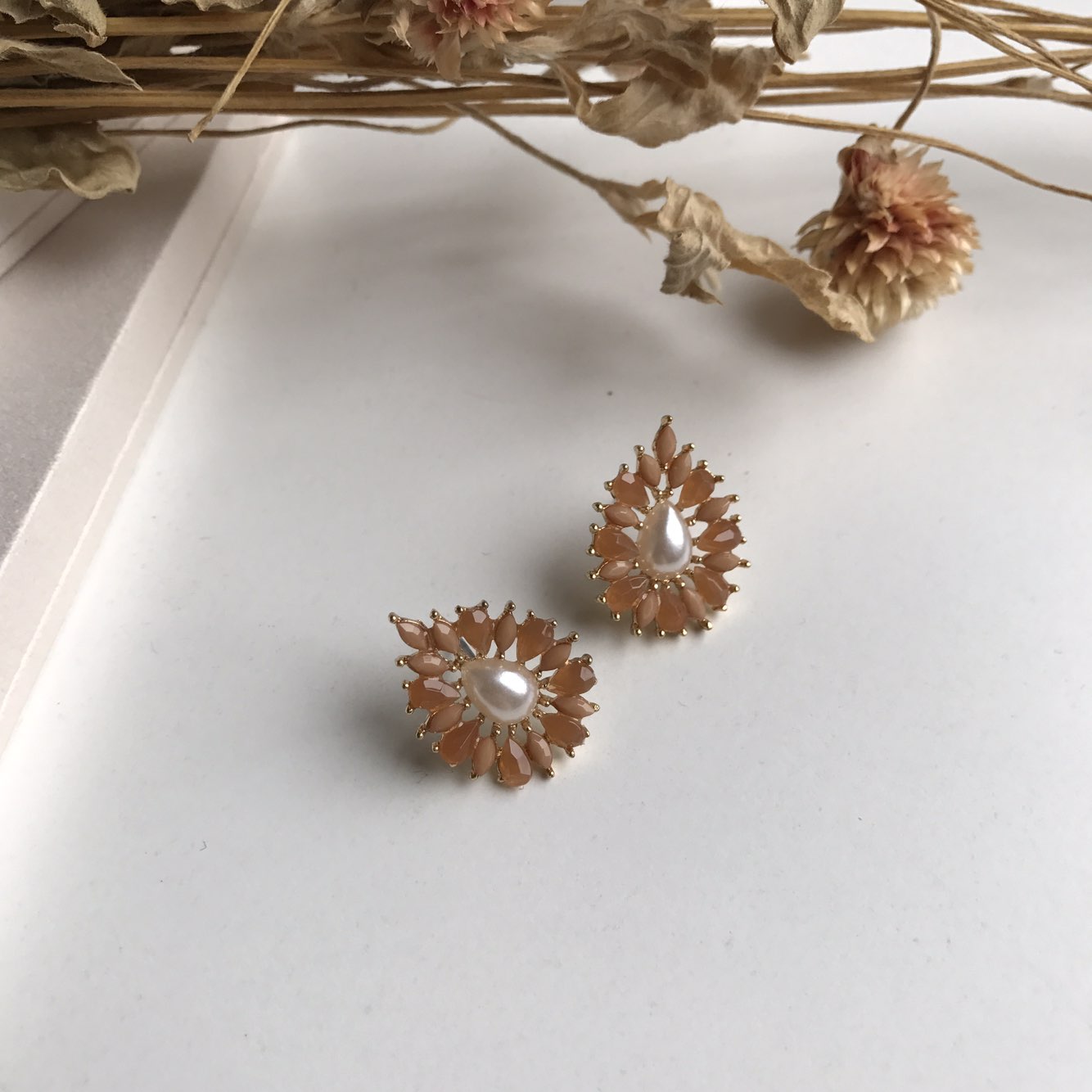 <b><p>Teal Prl flower rring Daily coordation Feme</p></b><b><p>チオル 真珠 フラワー イヤリング デイリーコーディネート フェミニンスタイル ヨリヨリた</p></b><br /><br /><p align='center'>