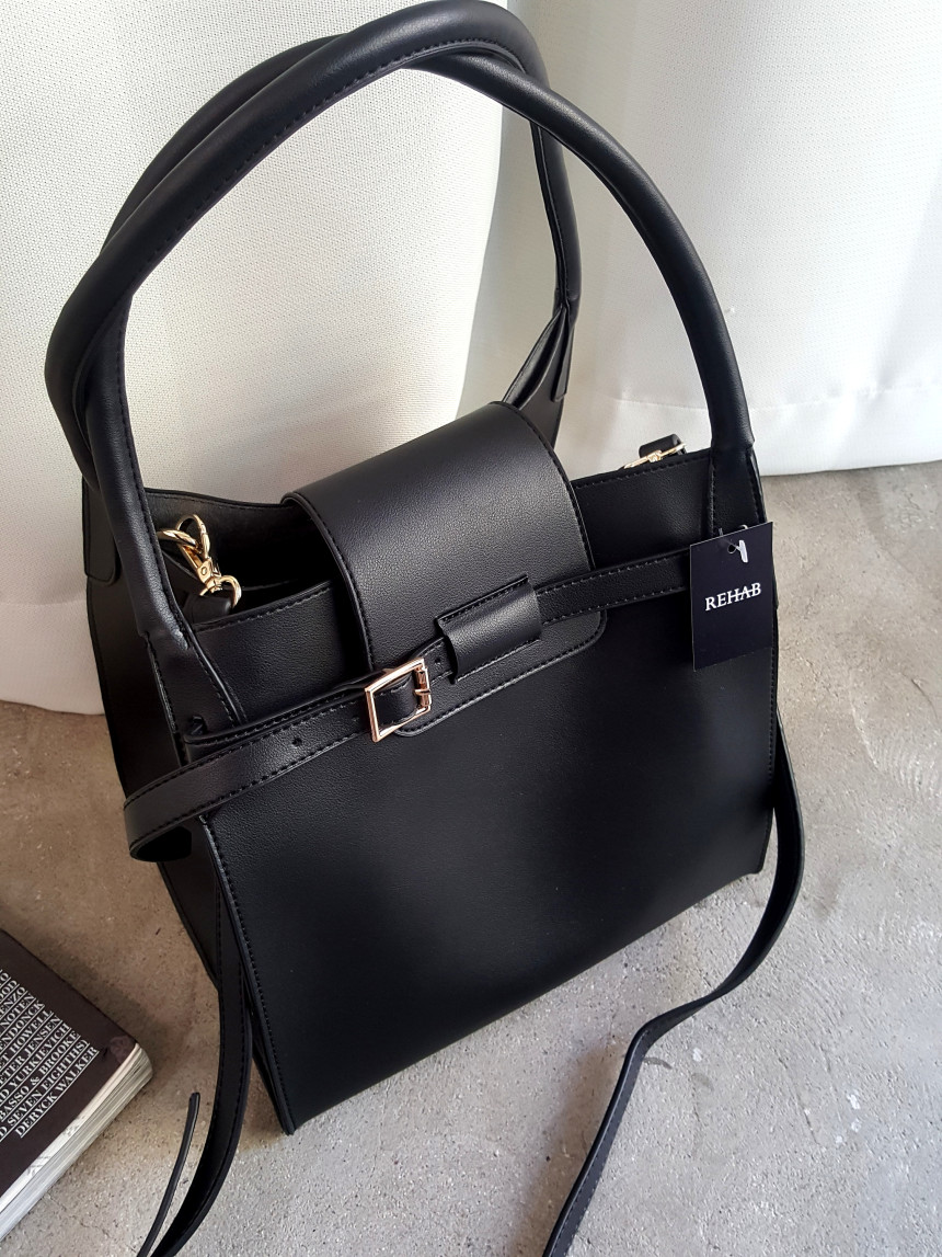 <b><p>Clooney twenties female younger Missy Lk</p></b><b><p>無排クルーニー20代の女性若いズームマミクロルックビッグバッグバケットバッグ外出ルックコーディネート</p></b><br /><br /><p align='center'>