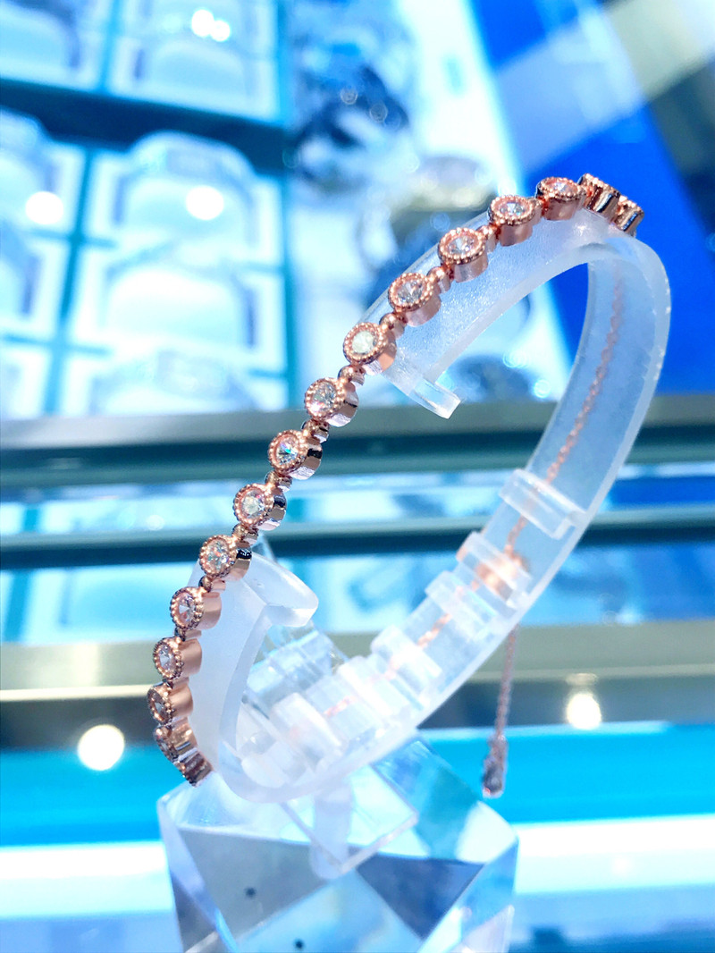 <b><p>Geiger female met Brac GE61179RG 30s Girlfriend</p></b><b><p>ガイガー 女性 メタル ブレスレットセット GE61179RG 30代 ルフレンドの贈り物</p></b><br /><br /><p align='center'>