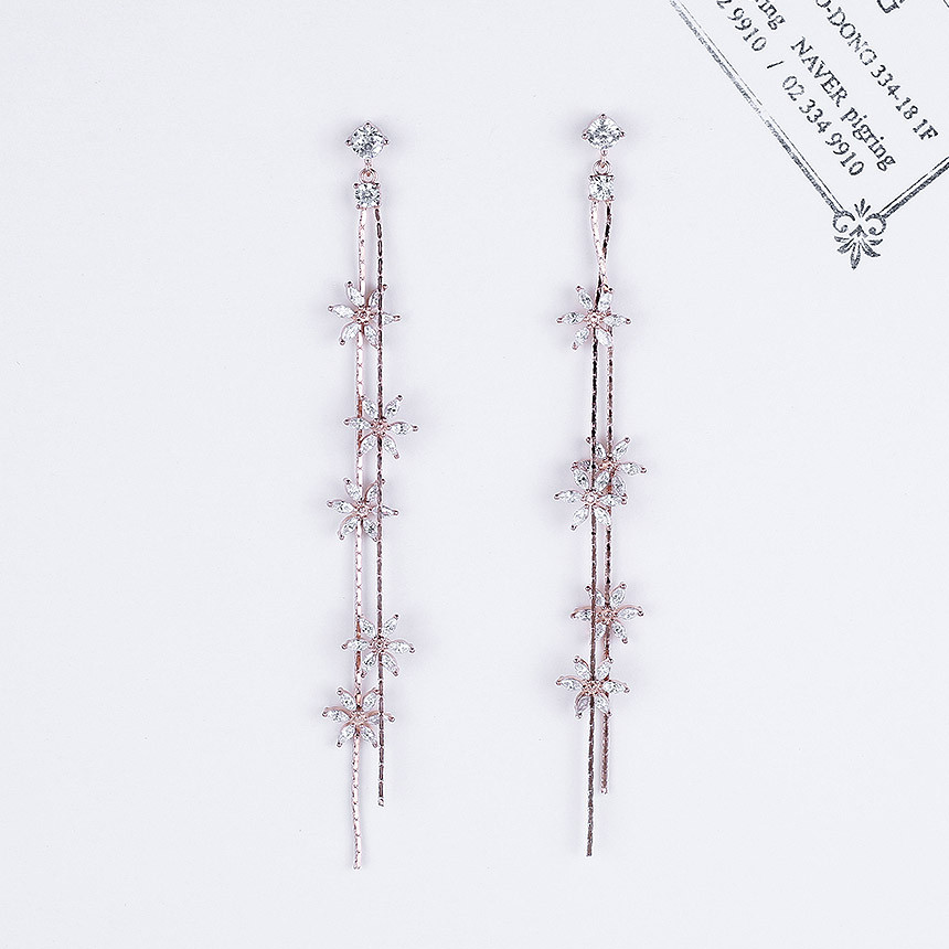 <b><p>flower Two lines Sn Fr earrg gut ok Female</p></b><b><p>フラワー トゥライン 雪花 イヤリング ゲストルック 女性コーディネート 女神 高級感</p></b><br /><br /><p align='center'>