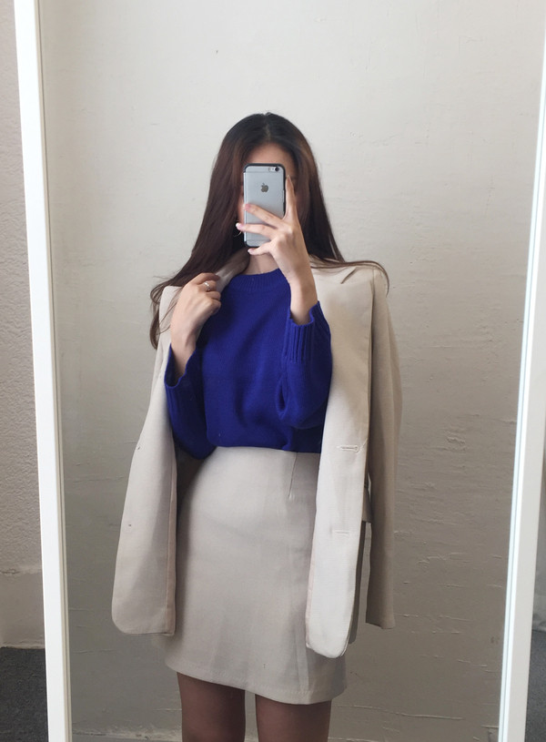 <b><p>Gold ring ears 1447 Formal styl Luxuous Run</p></b><b><p>ゴールドリングイヤリング 1447年 格式あるスタイ 豪華な ランデザイン ワンポトコーディネート</p></b><br /><br /><p align='center'>