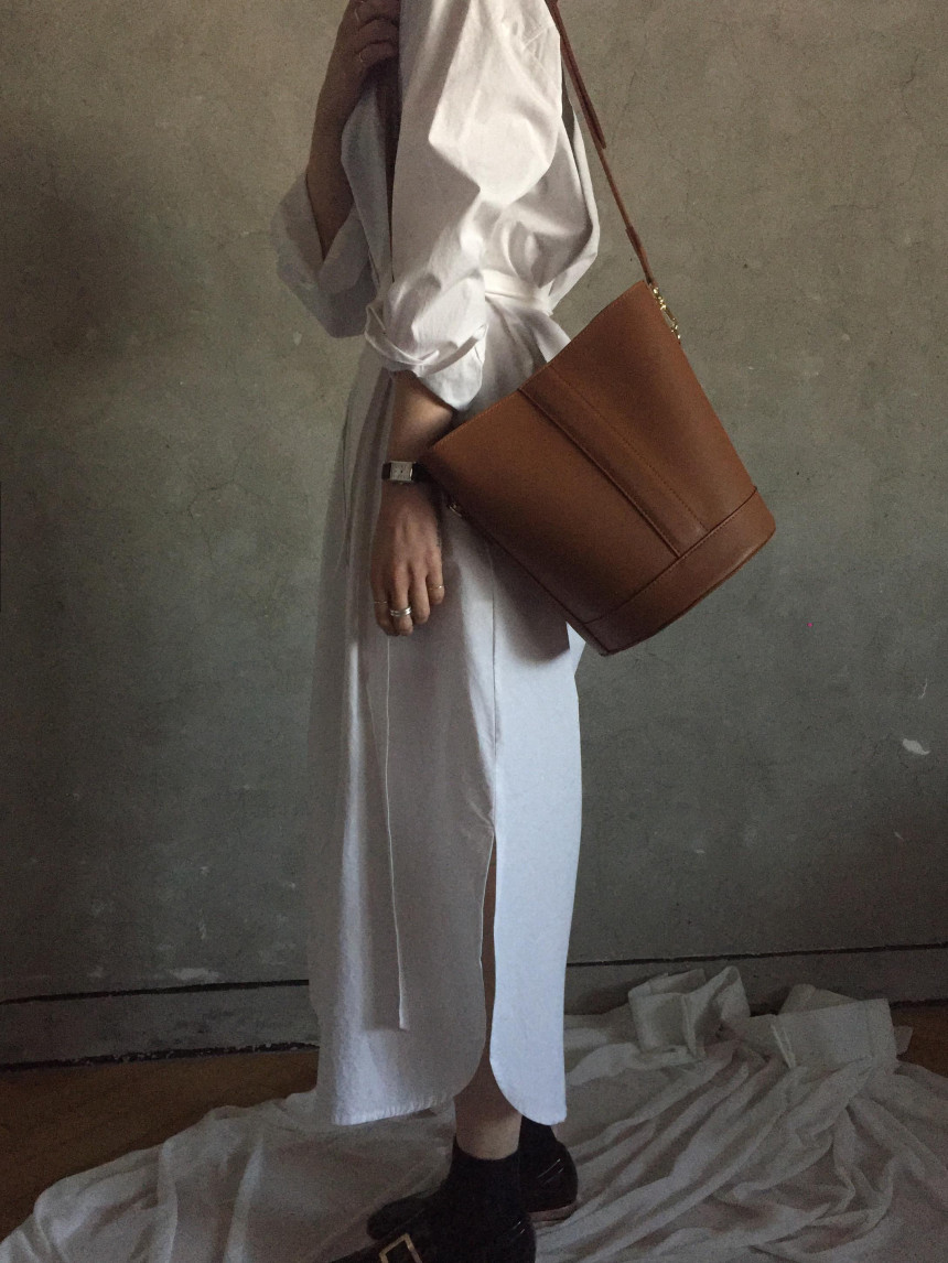 <b><p>Simple Herb Buckets 20's Womens Neat Design</p></b><b><p>シンプルヘルバケット20代の女性すっきりとしたデザインゆったりサイズの収納かわいいショルダーバッグ断</p></b><br /><br /><p align='center'>