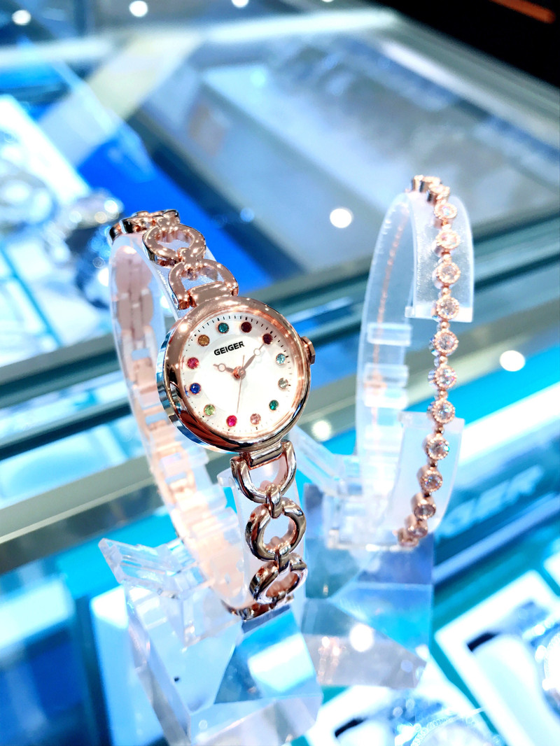 <b><p>Geiger female met Brac GE61179RG 30s Girlfriend</p></b><b><p>ガイガー 女性 メタル ブレスレットセット GE61179RG 30代 ルフレンドの贈り物</p></b><br /><br /><p align='center'>