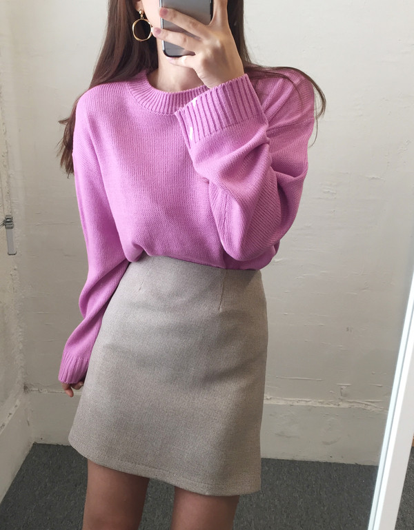 <b><p>Gold ring ears 1447 Formal styl Luxuous Run</p></b><b><p>ゴールドリングイヤリング 1447年 格式あるスタイ 豪華な ランデザイン ワンポトコーディネート</p></b><br /><br /><p align='center'>