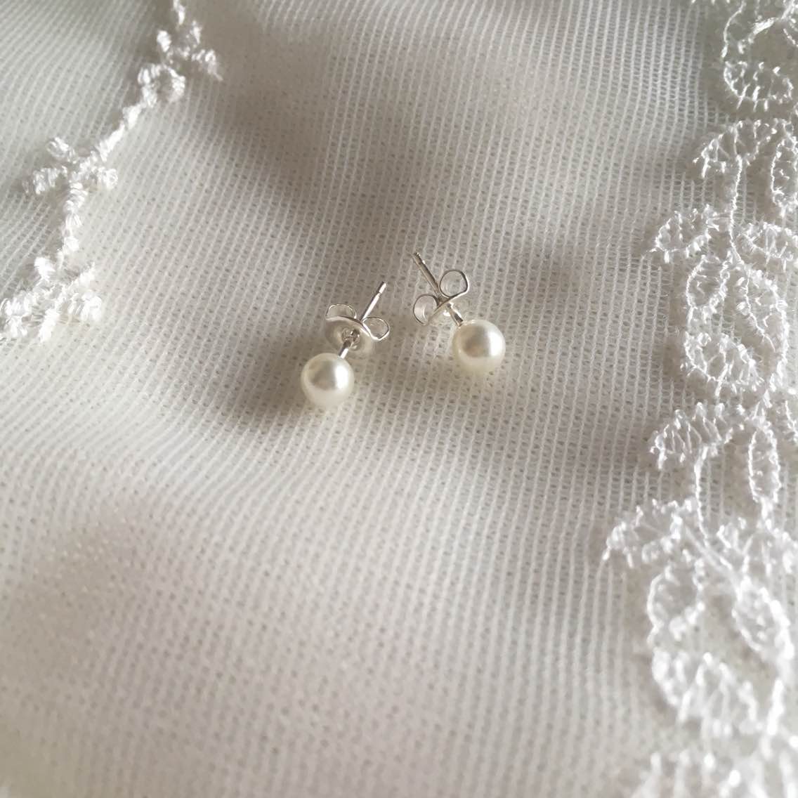 <b><p>silver 925 mini day Pearl rg collection Yuna</p></b><b><p>シルバー 925 ミニ デイリー 真珠 イヤリング コレクション ユナ チ・ユミ</p></b><br /><br /><p align='center'>