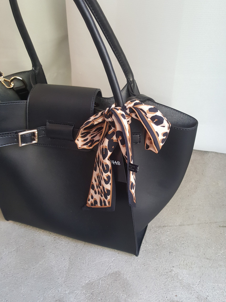 <b><p>Clooney twenties female younger Missy Lk</p></b><b><p>無排クルーニー20代の女性若いズームマミクロルックビッグバッグバケットバッグ外出ルックコーディネート</p></b><br /><br /><p align='center'>