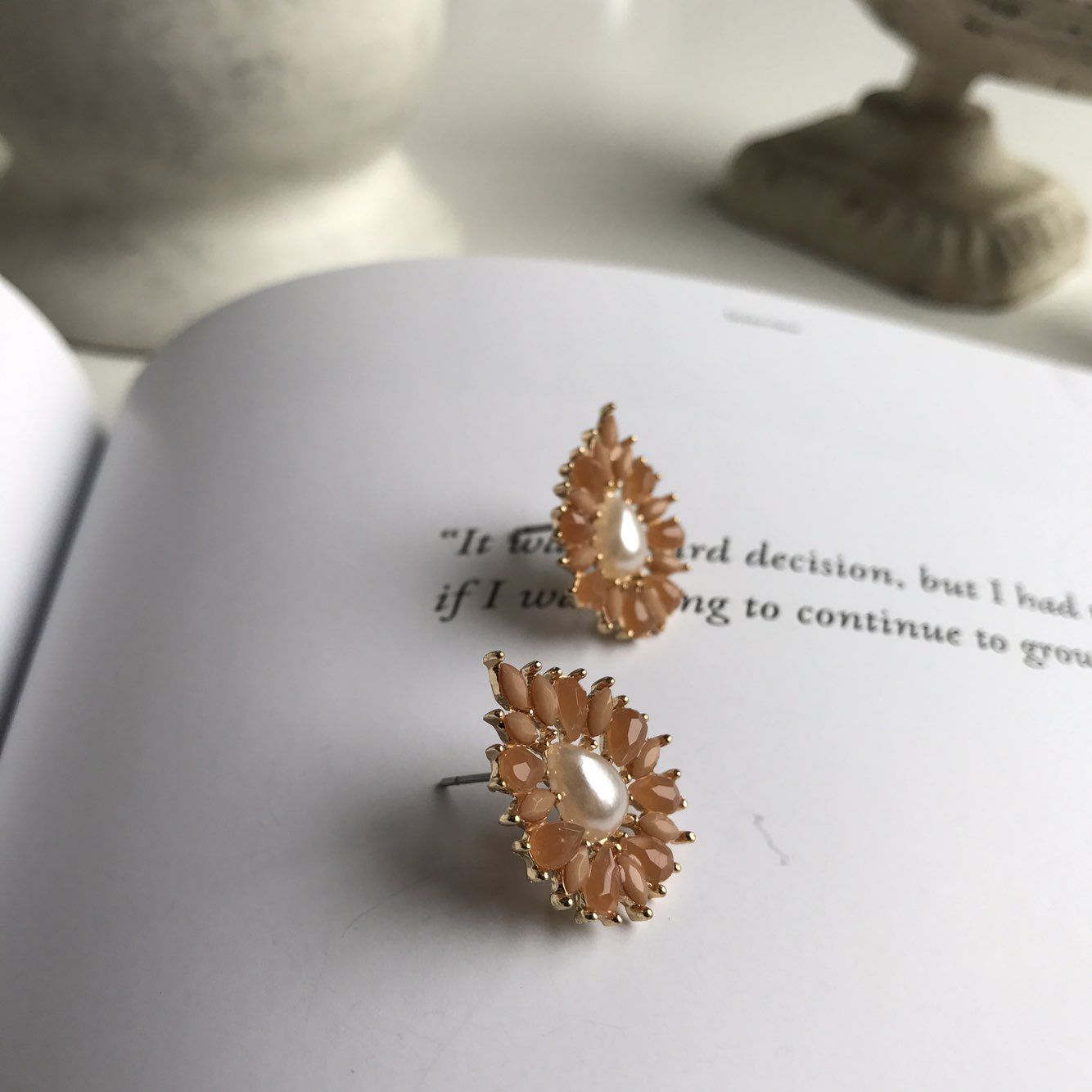 <b><p>Teal Prl flower rring Daily coordation Feme</p></b><b><p>チオル 真珠 フラワー イヤリング デイリーコーディネート フェミニンスタイル ヨリヨリた</p></b><br /><br /><p align='center'>