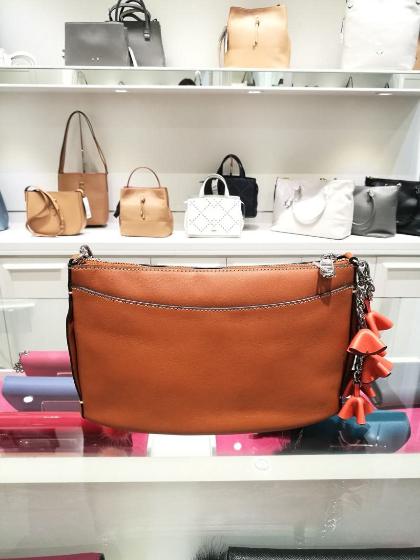 <b><p>LOVECAT Shoulder bag LHSHS014BLLC Casual</p></b><b><p>ロブケトショルダーバッグLHSHS014BLLCカジュアルな洗練されたファッション実用性の良いバッグ</p></b><br /><br /><p align='center'>