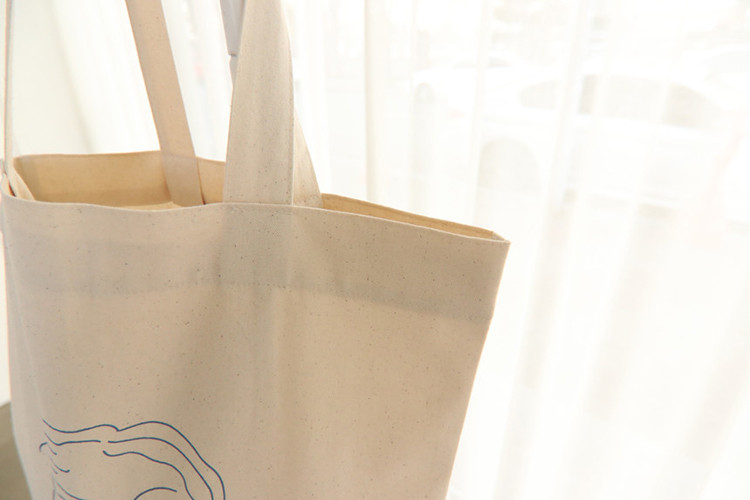 <b><p>Printing Shoulder Eco Bag Convse Daily Women's</p></b><b><p>印刷ショルダーエコバッグコンバースバックデイリーバッグ女性服通販開講ルック新学期バッグ大学生やすい環</p></b><br /><br /><p align='center'>