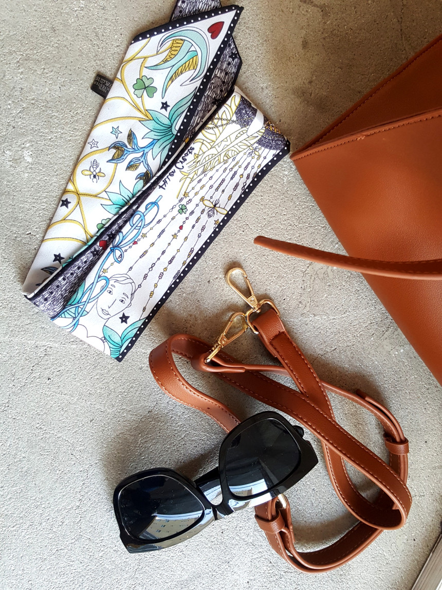 <b><p>Clooney twenties female younger Missy Lk</p></b><b><p>無排クルーニー20代の女性若いズームマミクロルックビッグバッグバケットバッグ外出ルックコーディネート</p></b><br /><br /><p align='center'>