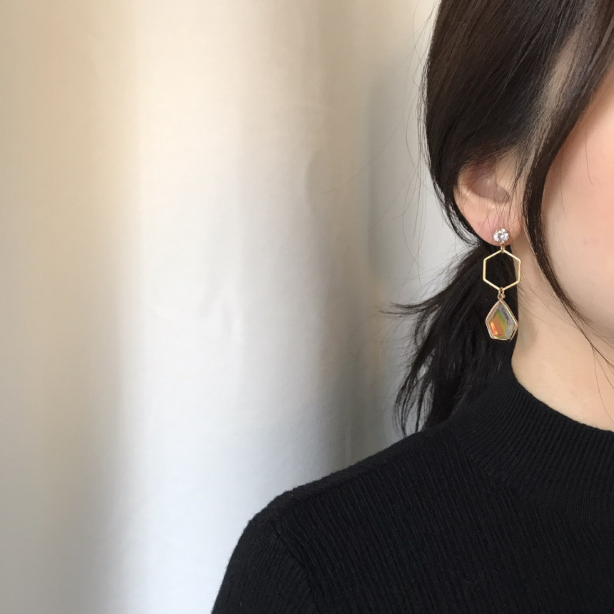 <b><p>Demang Cubic Sequins Unknown Drop earri Lce</p></b><b><p>ディマン キュービック スパンコール オンバル ドロップ イヤリング ランス ユニーク</p></b><br /><br /><p align='center'>