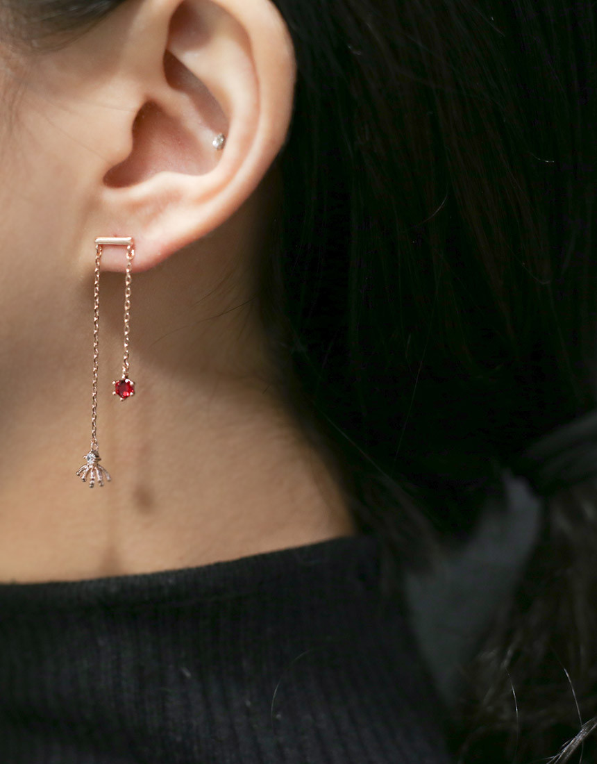 <b><p>Incense Unknown Ruby Drop earring Modern</p></b><b><p>インセンス オンバル ルビードロップ イヤリング モダンルックコーディネート 女性</p></b><br /><br /><p align='center'>