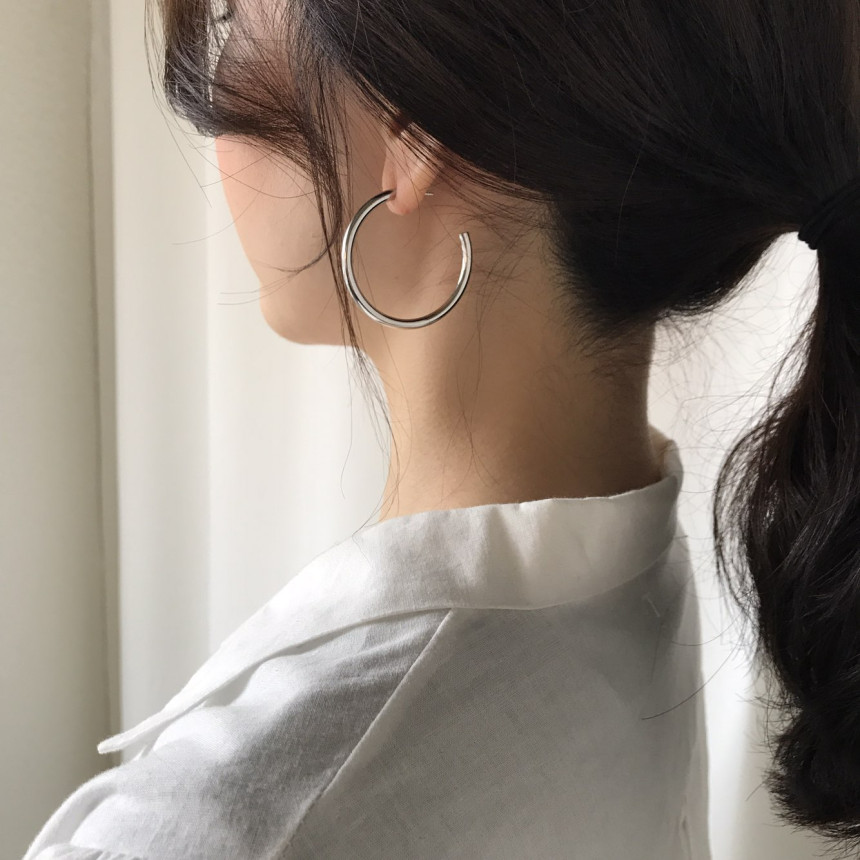 <b><p>Aomi Simple Modern Drop earring 3color Bl</p></b><b><p>青海 シンプルモダン ドロップ イヤリング 3色 ケバケバ 輝く 魅力のあるスタイル</p></b><br /><br /><p align='center'>