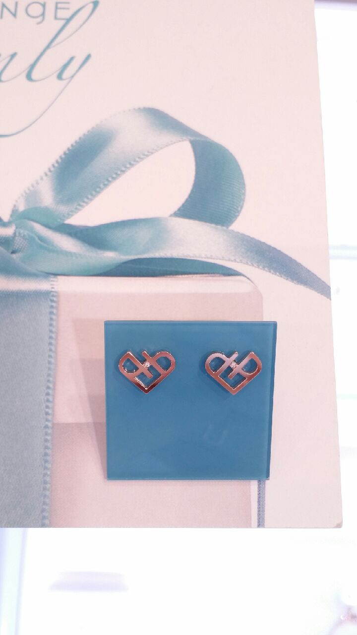 <b><p>Stonehenge 14K SHe-art eris t0677</p></b><b><p>ストーンヘンジ 14K SHe-ハートイヤリング t0677</p></b><br /><br /><p align='center'>