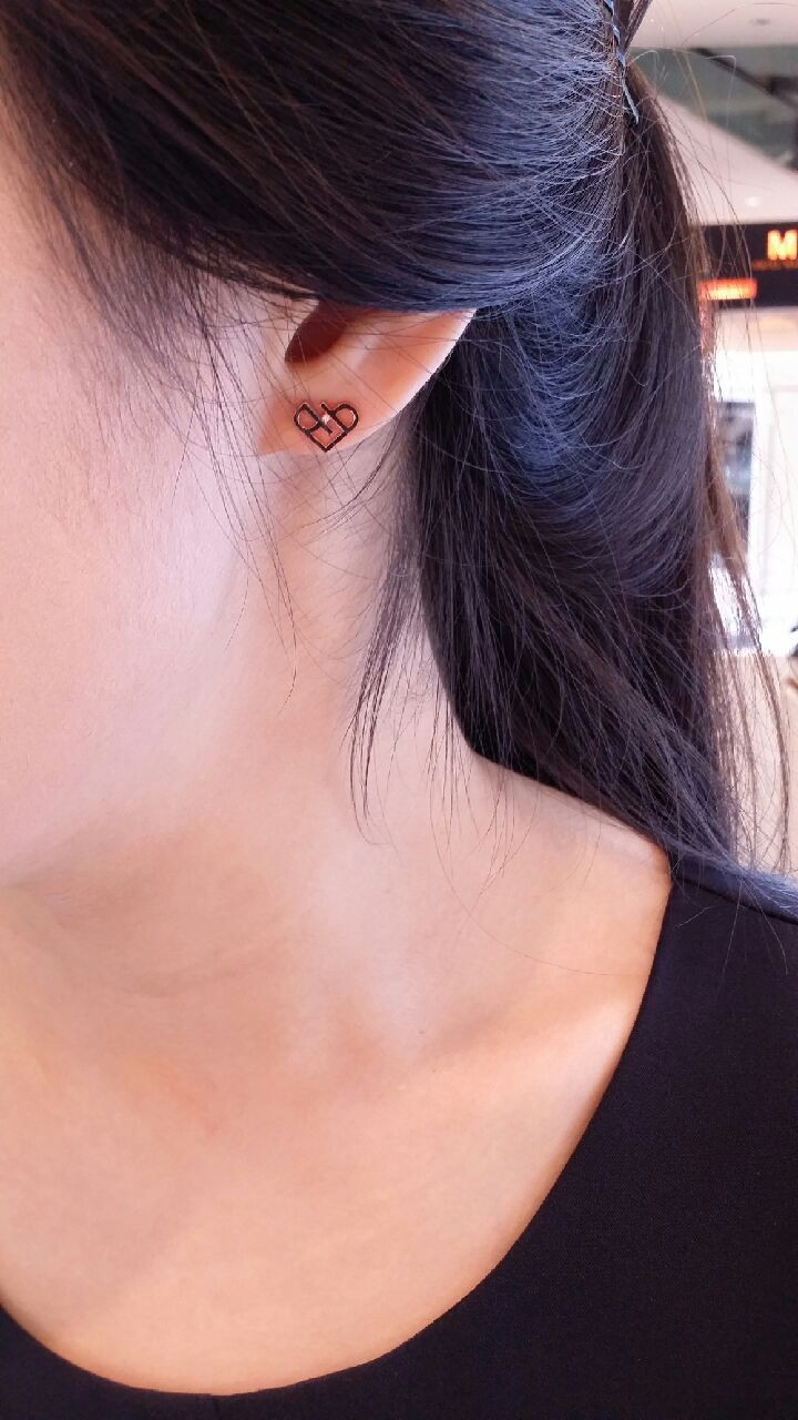 <b><p>Stonehenge 14K SHe-art eris t0677</p></b><b><p>ストーンヘンジ 14K SHe-ハートイヤリング t0677</p></b><br /><br /><p align='center'>