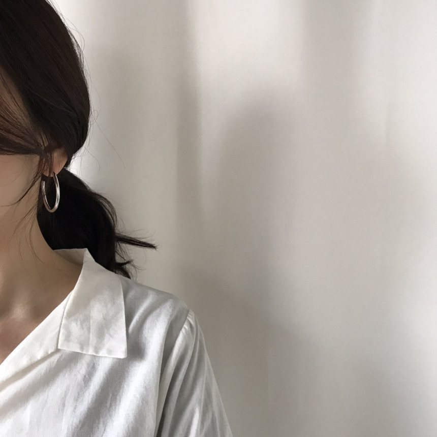 <b><p>Aomi Simple Modern Drop earring 3color Bl</p></b><b><p>青海 シンプルモダン ドロップ イヤリング 3色 ケバケバ 輝く 魅力のあるスタイル</p></b><br /><br /><p align='center'>