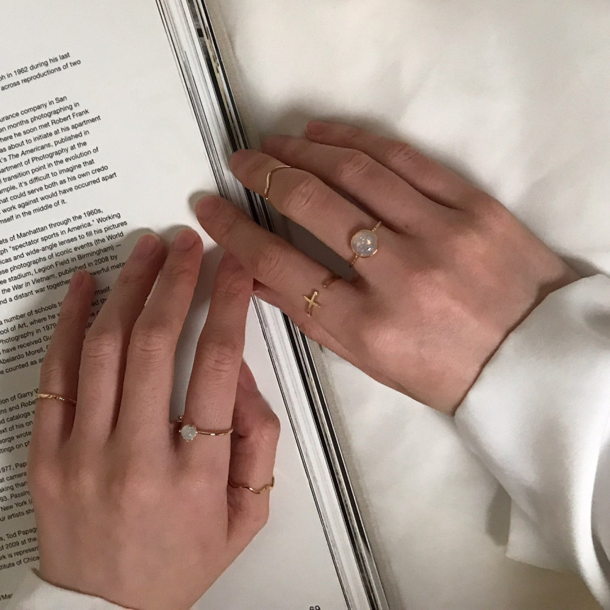 <b><p>Vail stone ring 6 sets Stylish Femi otial</p></b><b><p>ガイル 原石 リング 6セット 魅力のあるスタ フェミニンな感性ムード ヨリヨリじ</p></b><br /><br /><p align='center'>