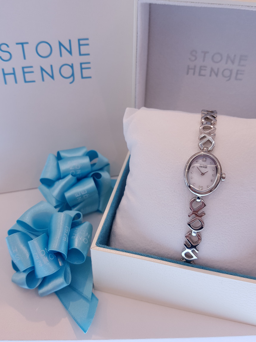 <b><p>Stonehenge SHe White metal watch S0209</p></b><b><p>ストーンヘンジ 彼女 ホワイトメタル時計 S0209</p></b><br /><br /><p align='center'>