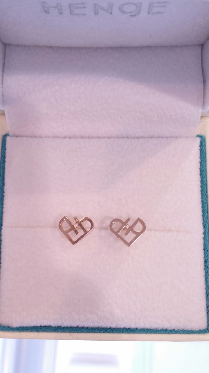 <b><p>Stonehenge 14K SHe-art eris t0677</p></b><b><p>ストーンヘンジ 14K SHe-ハートイヤリング t0677</p></b><br /><br /><p align='center'>