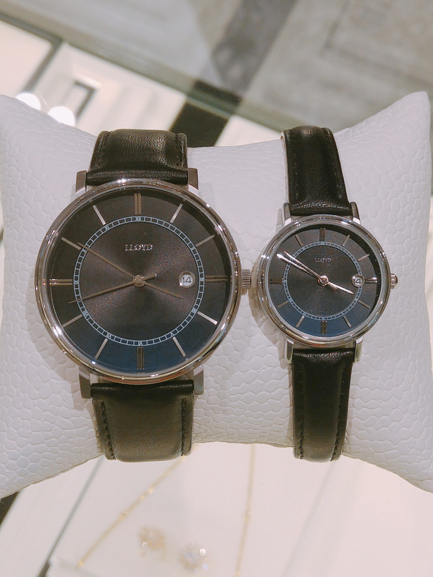 <b><p>Lloyd Couple watch LL2G16C12 man Wo her daily</p></b><b><p>ロイド カップルの腕時計 LL2G16C12 女性 レザー デイリー 素敵な手首</p></b><br /><br /><p align='center'>