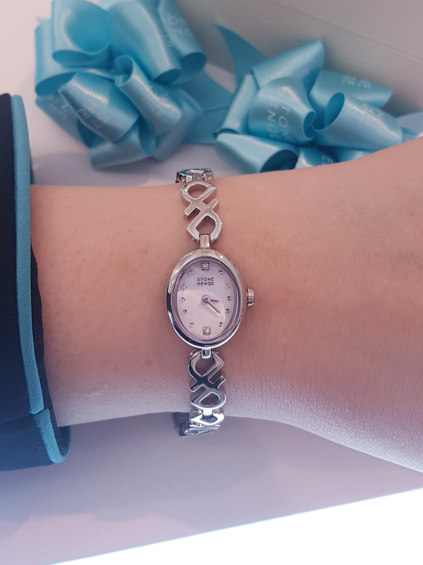 <b><p>Stonehenge SHe White metal watch S0209</p></b><b><p>ストーンヘンジ 彼女 ホワイトメタル時計 S0209</p></b><br /><br /><p align='center'>