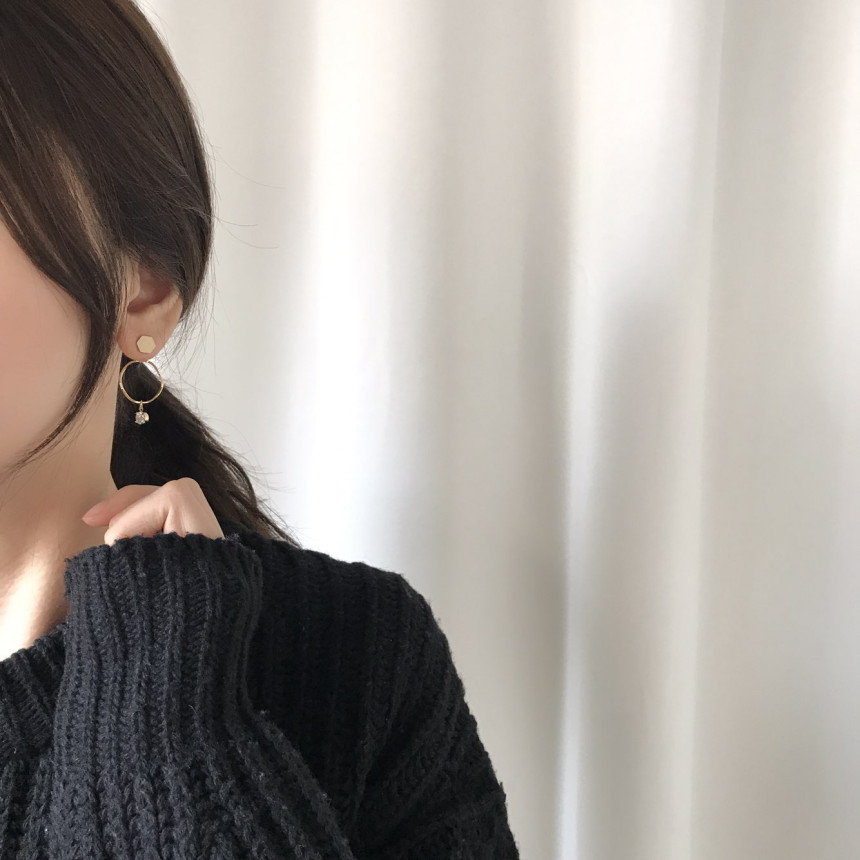 <b><p>Wifi Cubic Drop Two way Unknown earring Modern</p></b><b><p>ウィビ キュービック ドロップ ツーウェイ オンバル イヤリング モダンシ カジュアル</p></b><br /><br /><p align='center'>