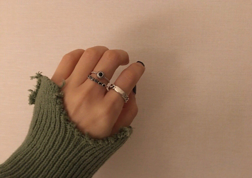 <b><p>black point 925 silver Layed rg An aique</p></b><b><p>ブラック 点 925 重ね着 リング アンティークな感じ モダンなアクセサリー 説得力のスタイ</p></b><br /><br /><p align='center'>