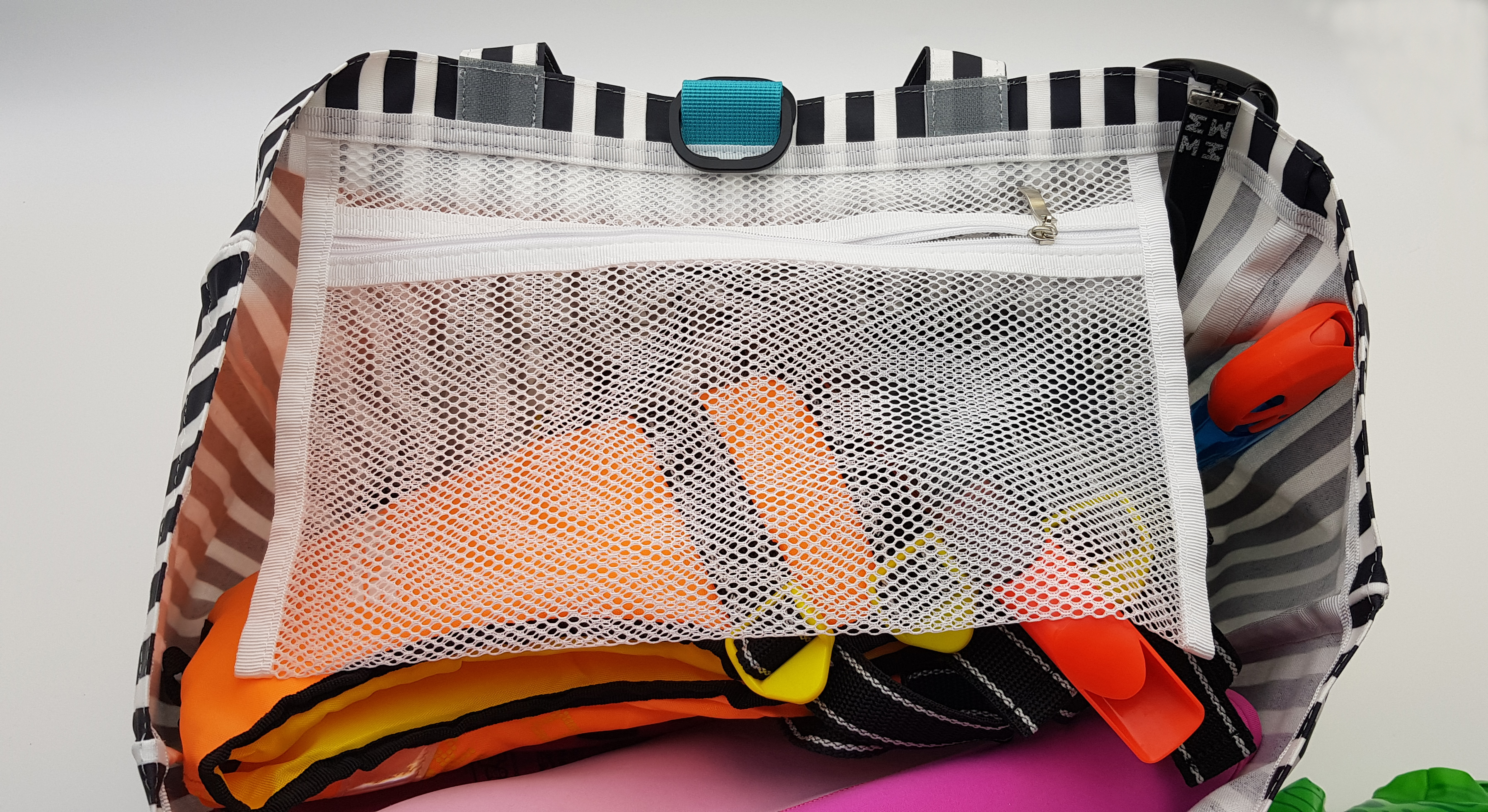 <b><p>Fran Daddy Fucking Waterproof Beach Bag XL</p></b><b><p>フランダディー水気すっぽり抜ける防水ビーチバッグXLバッグ水遊びウォーターパークバカンスビッグサイズ</p></b><br /><br /><p align='center'>