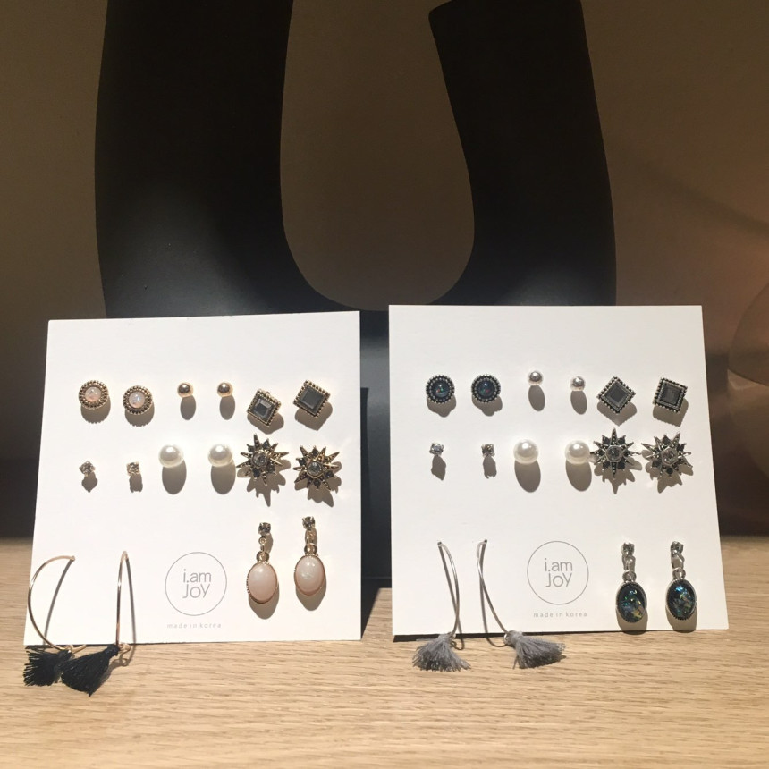 <b><p>Cure Antique 16 pieces set earring Drop un</p></b><b><p>クウィレ アンティーク 16ピース セット イヤリング ドロップ ユニ スタイリッシュルック</p></b><br /><br /><p align='center'>