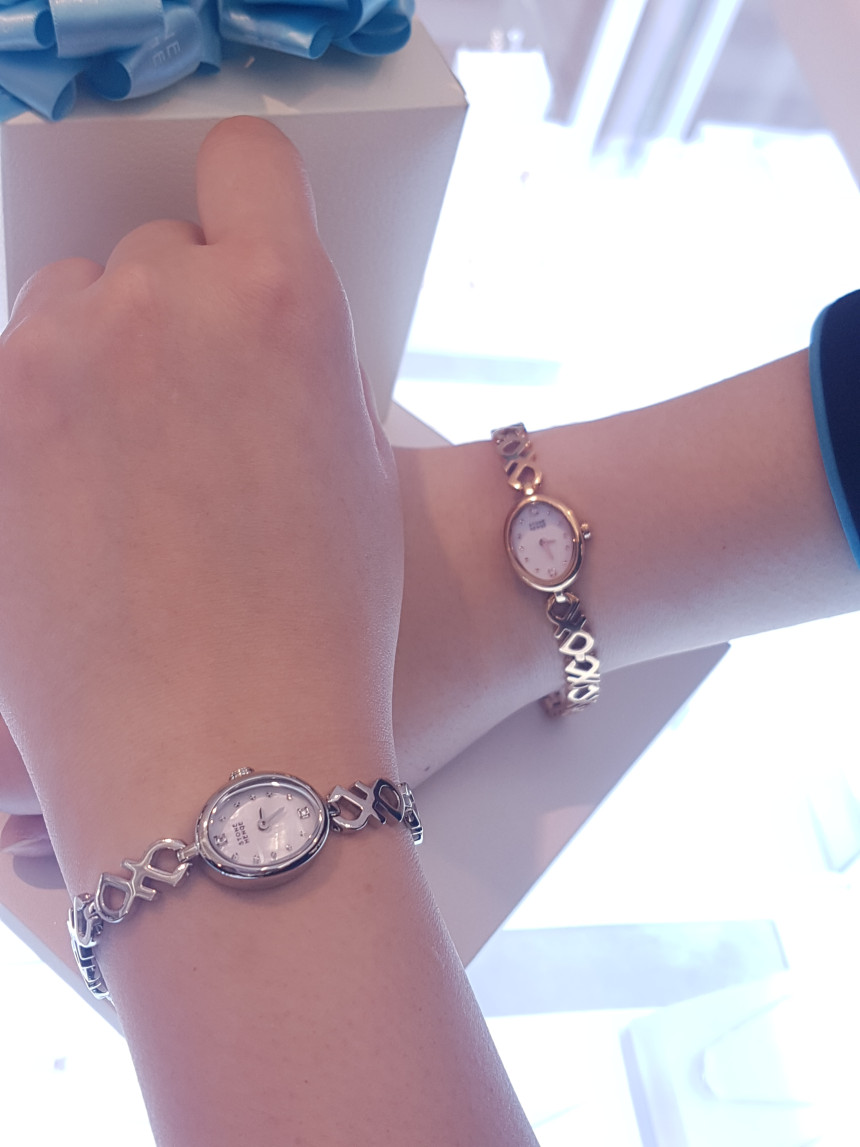 <b><p>Stonehenge SHe White metal watch S0209</p></b><b><p>ストーンヘンジ 彼女 ホワイトメタル時計 S0209</p></b><br /><br /><p align='center'>