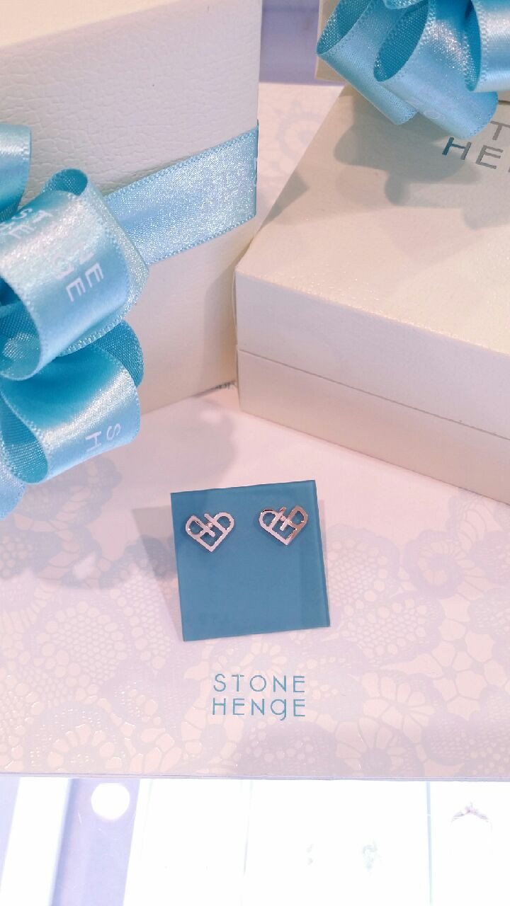 <b><p>Stonehenge 14K SHe-art eris t0677</p></b><b><p>ストーンヘンジ 14K SHe-ハートイヤリング t0677</p></b><br /><br /><p align='center'>