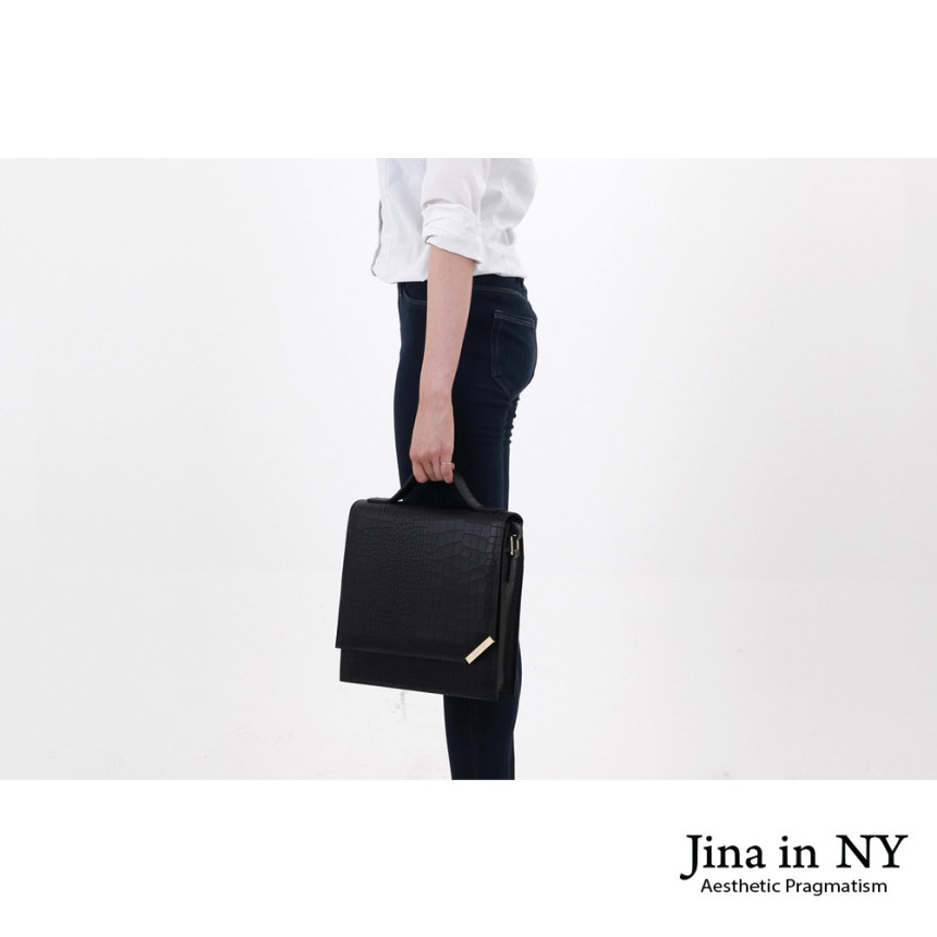 <b><p>jina NY 45 Degrie Square Shoulder Bag Women</p></b><b><p>jina NY 45ディグリースクエアショルダーバッグ30代の女性、どんなコーディネートにも消化可能</p></b><br /><br /><p align='center'>