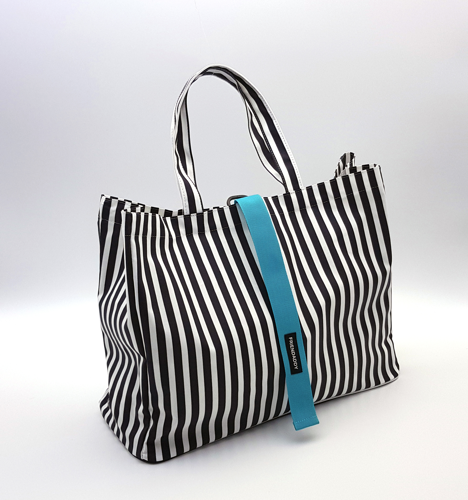 <b><p>Fran Daddy Fucking Waterproof Beach Bag XL</p></b><b><p>フランダディー水気すっぽり抜ける防水ビーチバッグXLバッグ水遊びウォーターパークバカンスビッグサイズ</p></b><br /><br /><p align='center'>