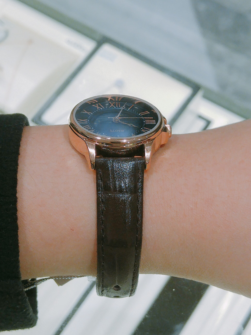 <b><p>Lloyd New Moon Phase couple ather cck LL2M16C14RSR</p></b><b><p>ロイド ニュームーンフェイズ カップル レザー 時計 LL2M16C14RSR 男</p></b><br /><br /><p align='center'>