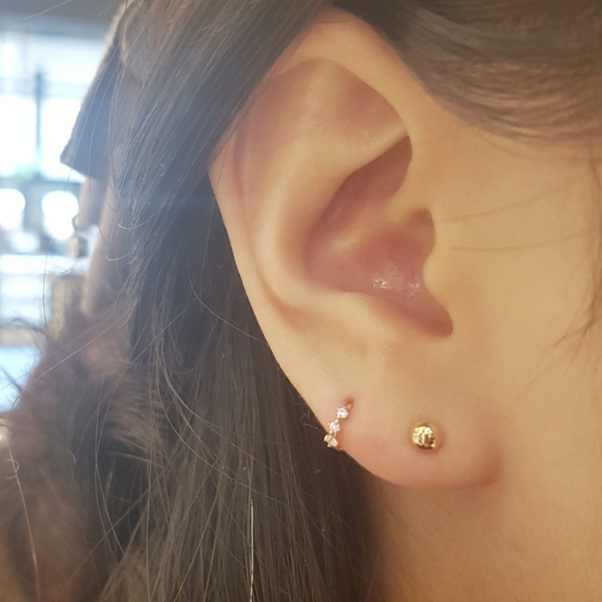 <b><p>Lloyd triple Cubic One touch earng LOFH2007G</p></b><b><p>ロイド トリプル キュービック ワンタッチ イヤリング LOFH2007G 代の女性</p></b><br /><br /><p align='center'>