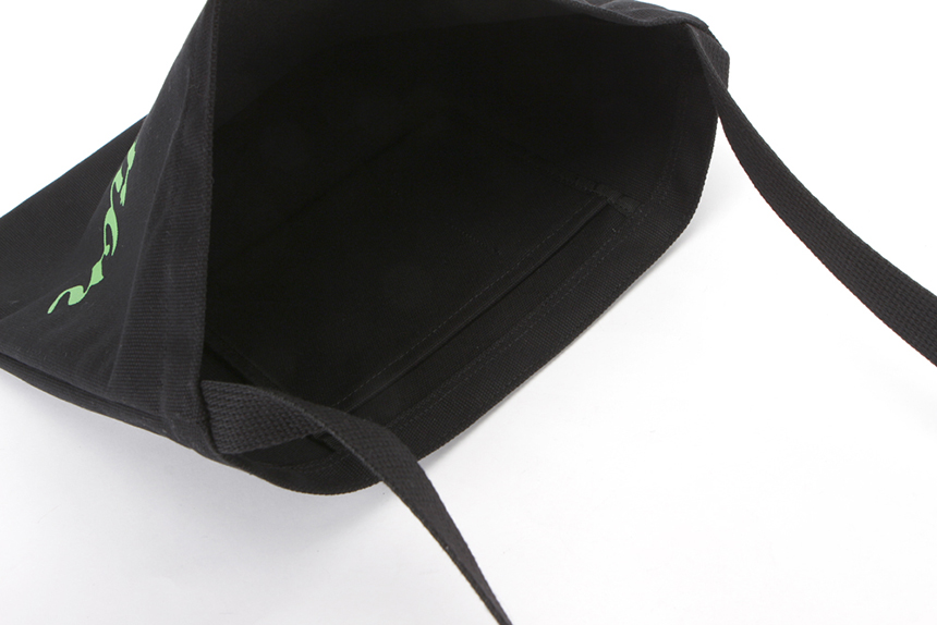 <b><p>Celebon Eco Bag Jung Yoo Mi Restat Letteri</p></b><b><p>celebrationエコバックチョン・ユミユンレストランレタリングデイリー大学生、20代ショルダー</p></b><br /><br /><p align='center'>