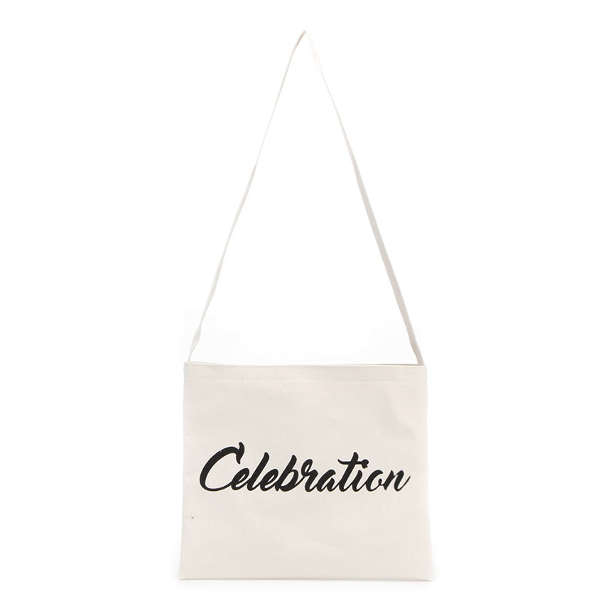 <b><p>Celebon Eco Bag Jung Yoo Mi Restat Letteri</p></b><b><p>celebrationエコバックチョン・ユミユンレストランレタリングデイリー大学生、20代ショルダー</p></b><br /><br /><p align='center'>
