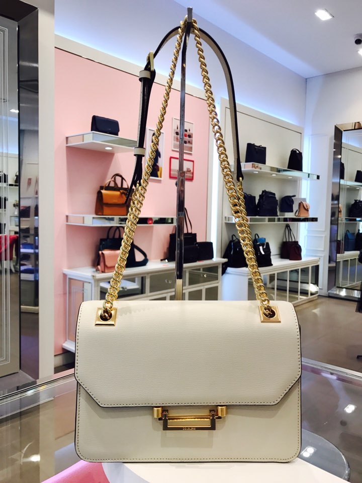 <b><p>Love Cat Double Emmytino Shlder Bag WIS2S002IV</p></b><b><p>ロブケトダブルエム一馬ティーノショルダーバッグWIS2S002IV</p></b><br /><br /><p align='center'>