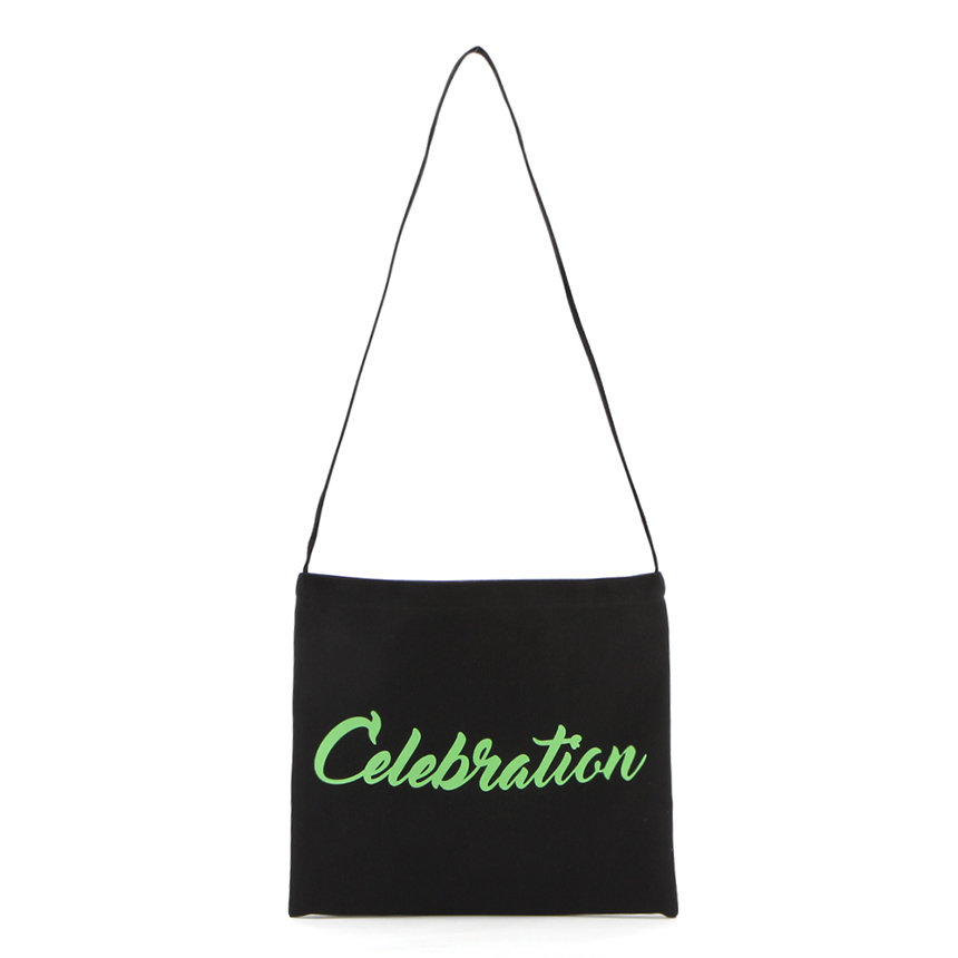 <b><p>Celebon Eco Bag Jung Yoo Mi Restat Letteri</p></b><b><p>celebrationエコバックチョン・ユミユンレストランレタリングデイリー大学生、20代ショルダー</p></b><br /><br /><p align='center'>